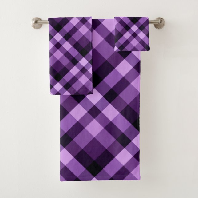 Modern Plum Purple Plaid Pattern Bath Towel Set (Insitu)