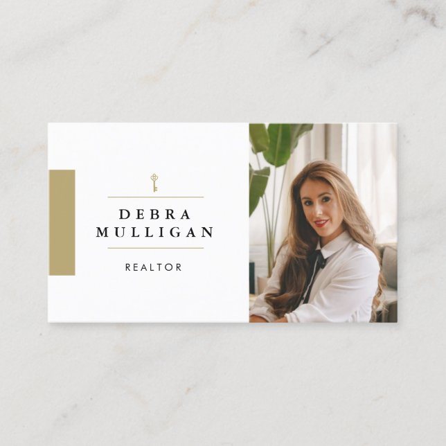 Modern Real Estate Agent Business Card  (Front)