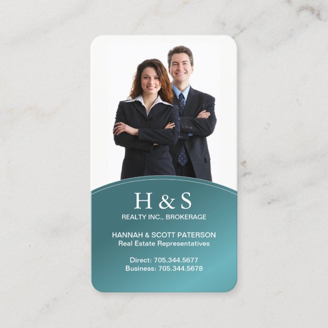 Modern Realtor Business Card (Front)