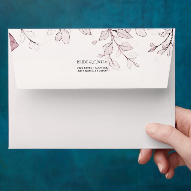 Modern Red Leaves Envelope (Hand)