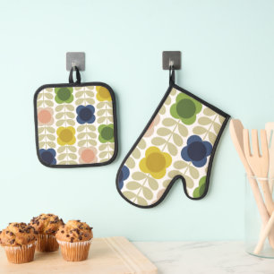 Modern Retro Vintage, Charm Summer Flower Stem Oven Mitt & Pot Holder Set