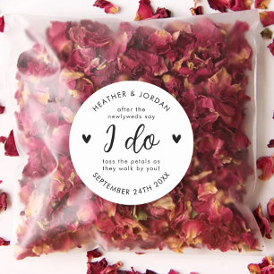 Modern Rustic Wedding Toss Me Confetti Favour Classic Round Sticker