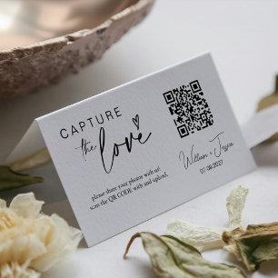 Modern Script Capture The Love QR code card