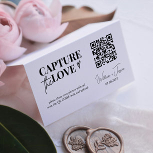 Modern Script Capture The Love QR code card