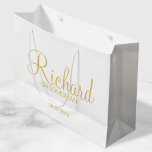 Modern Script Gold Personalised Groomsman Large Gift Bag<br><div class="desc">Modern Gold Personalised Groomsman Gifts featuring personalised groomsman's name in gold modern script font style with title and wedding date in modern sans serif font style. Also perfect for best man, father of the bride, bridesmaid, maid of honour, mother of the bride and more. Please Note: The foil details are...</div>