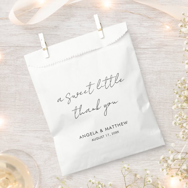 Modern Script Hand-Lettered Wedding Thank You Favour Bags (Clipped)