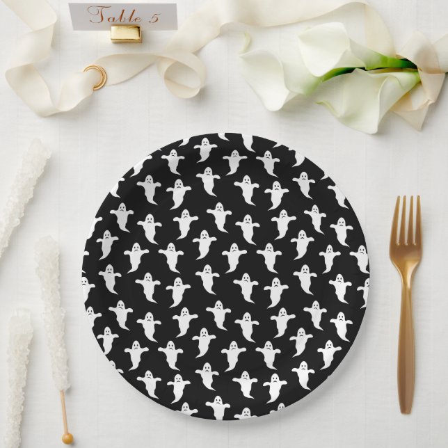 Modern Simple Black and White Ghosts Halloween Paper Plate (Wedding)