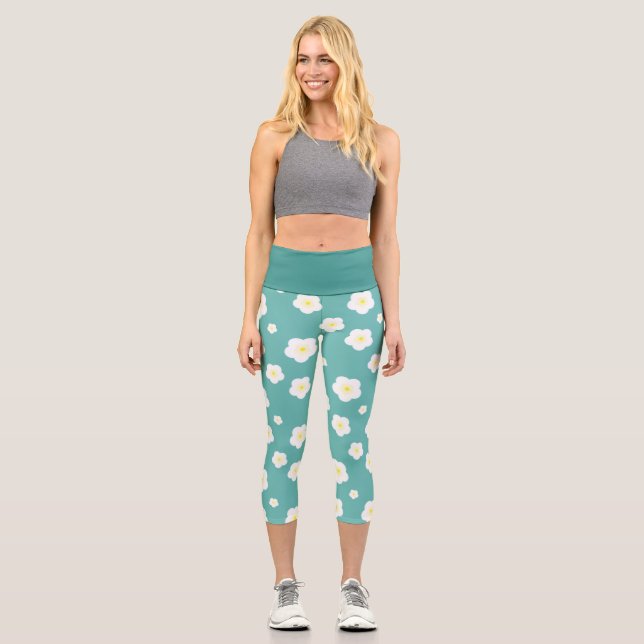 Modern Simple Spring Daisy flowers gradient  Capri Leggings (Front)
