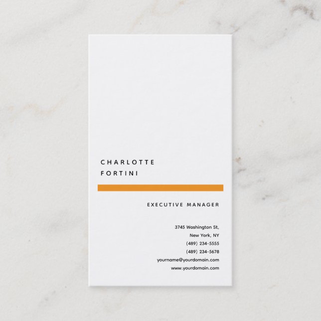 Modern Simple Trendy Minimalist  Business Card (Front)