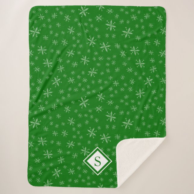 Modern Snowflake Pattern on Green Monogrammed Sherpa Blanket (Front)