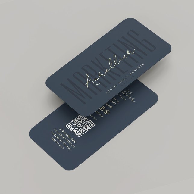 Modern Social Media Influencer Marketing Dark Blue Business Card (Modern Social Media Influencer Marketing Professional Dark Blue Business Card
)