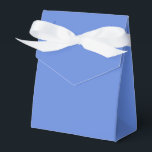 Modern Solid Blue Simple Chic Elegant Favour Box<br><div class="desc">Modern Solid Blue Simple Chic Elegant Favour Boxes features a modern solid blue. Perfect for Valentine's Day,  Women's Day,  Mother's Day,  birthday parties,  anniversary,  weddings,  baby showers and more. Created by Evco Studio www.zazzle.com/store/evcostudio</div>