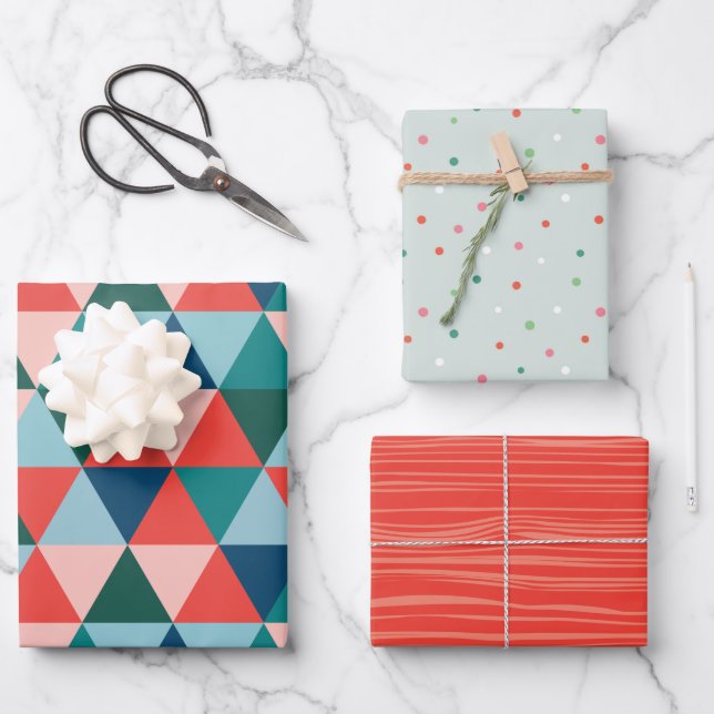 Modern Tree holiday wrapping paper - red (Front)