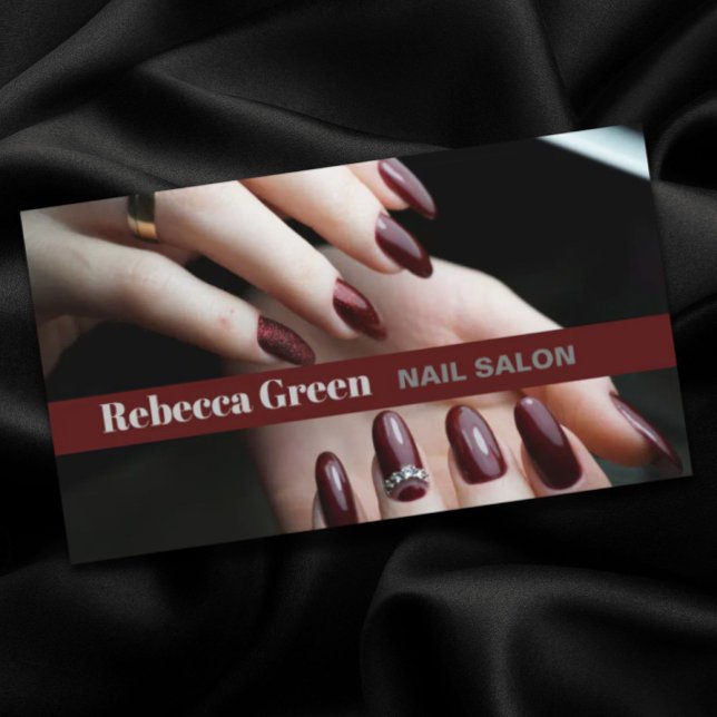 Modern Trendy Manicurist Nail Artist Nail Salon Business Card (Modern Trendy Manicurist Nail Artist Nail Salon Business Card)