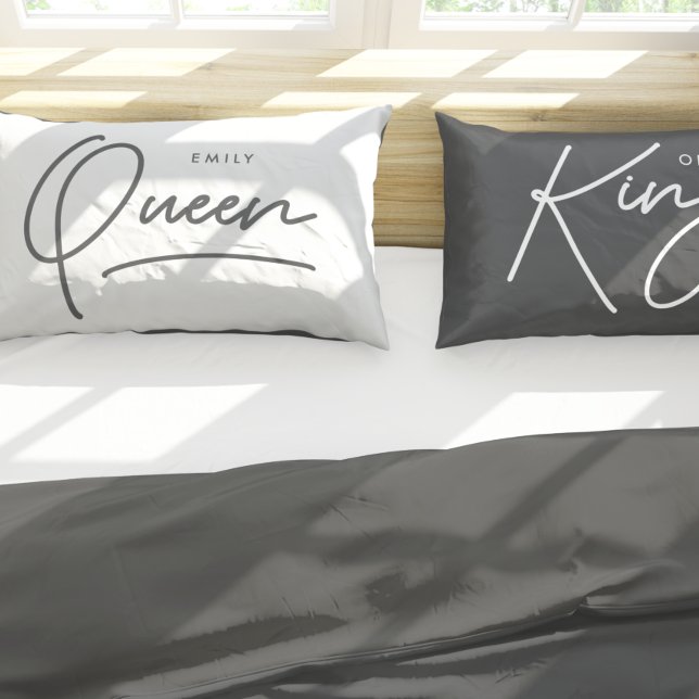 Modern typography elegant king queen pillow case (Creator Uploaded)