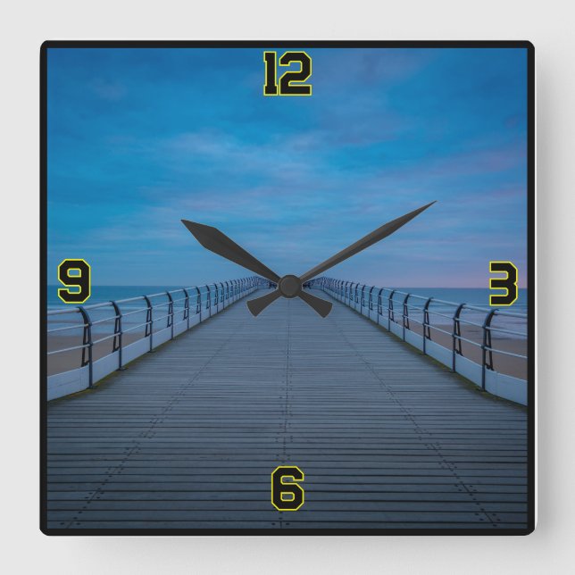 Modern Wall Clock Stylish Home Décor for Any Room (Front)