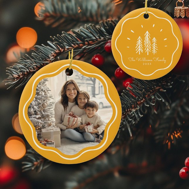 Modern Wavy Frame Family Photo Retro Yellow Ceramic Tree Decoration (Creator Uploaded)