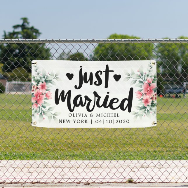 Modern With Heart Just Married Car Banner (Insitu)