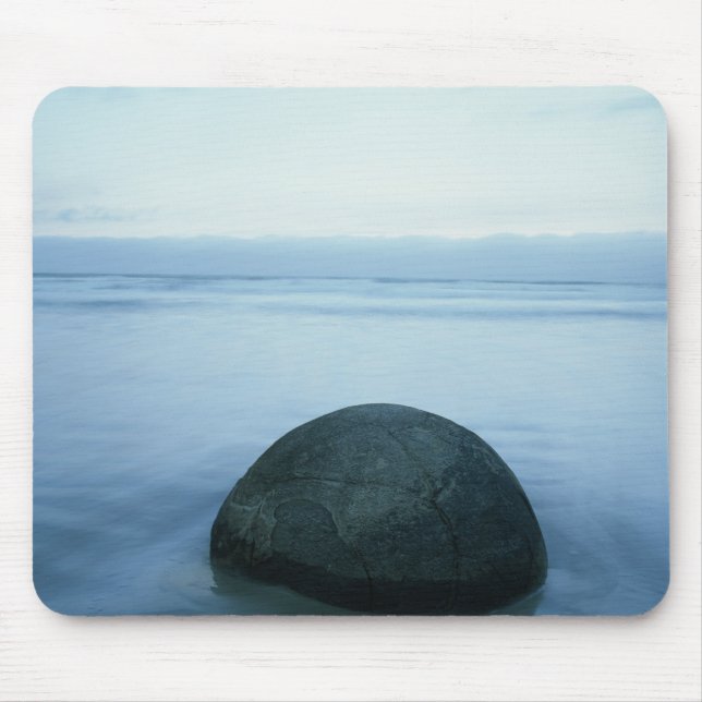 Moeraki Boulders Mouse Mat (Front)