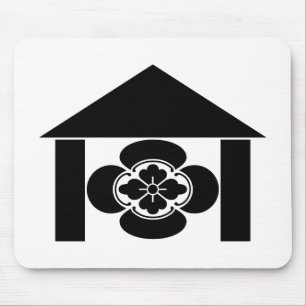 Mokko in hut mouse mat