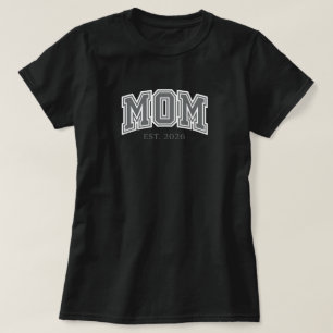 MOM EST. 2026 Vintage Varsity Typography Father' T-Shirt