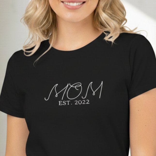 Mom Established New Mom Gift T-Shirt (Creator Uploaded)