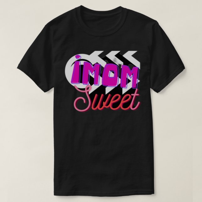 mom is wow T-Shirt (Design Front)