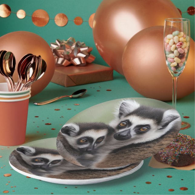 Mommy And Baby Lemur Cuddling, Paper Plate (Multi)