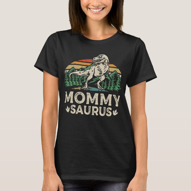 Mommysaurus Dinosaur T Rex Mummy Saurus Funny Mum T-Shirt (Front)