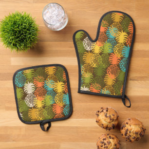 Momona Hawaiian Tropical Pineapple Gold Green Oven Mitt & Pot Holder Set