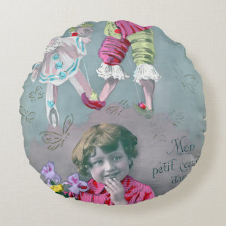 Mon petite coeur dans ce baiser  round cushion