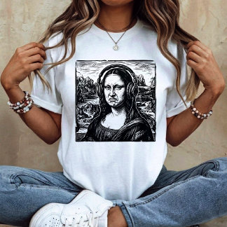 Mona Lisa Bass Face Funny Music Lovers DJs  T-Shirt
