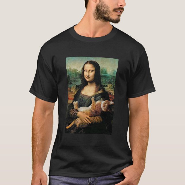 Mona Lisa holding her cat Cat lovers  T-Shirt (Front)
