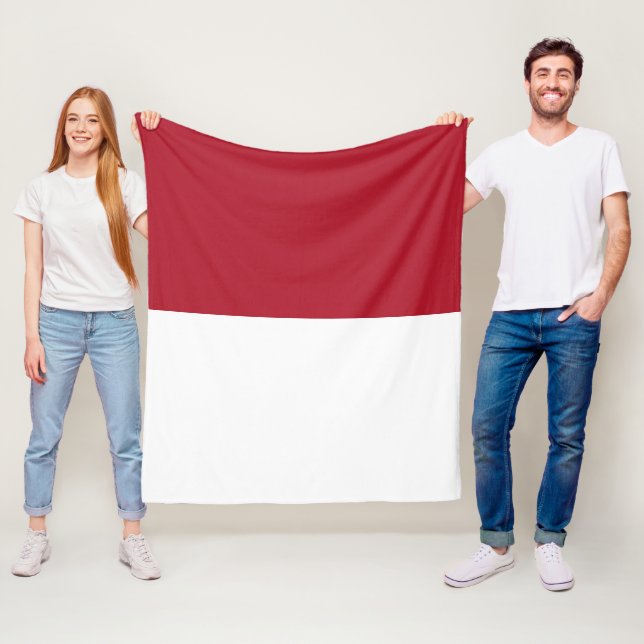 Monaco flag fleece blanket (In Situ)