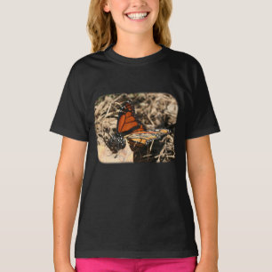 Monarch Butterfly On Leaf Kids Nature T-Shirt