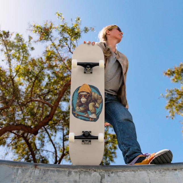 Monkey Skateboard (Outdoor 1)