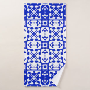 Monochrome coloured vintage pattern. Abstract orna Bath Towel