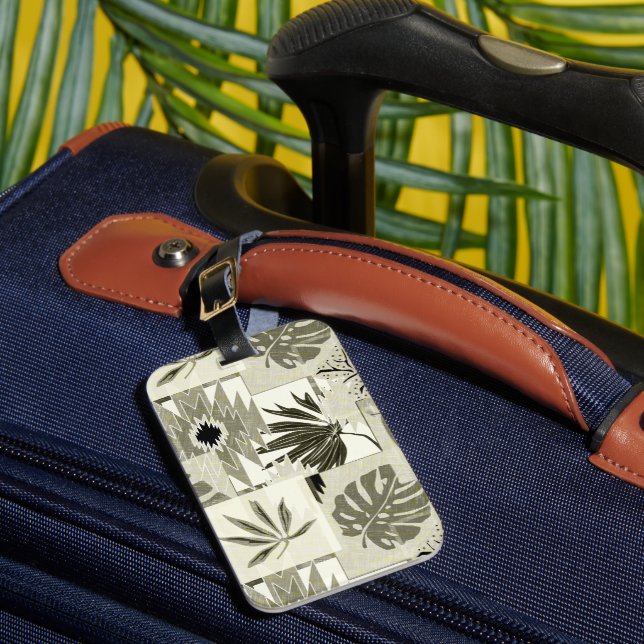 Monochrome tropical pattern. luggage tag (Front Insitu 1)