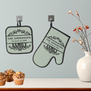 Monogram Family Name Oven Mitt & Pot Holder Set