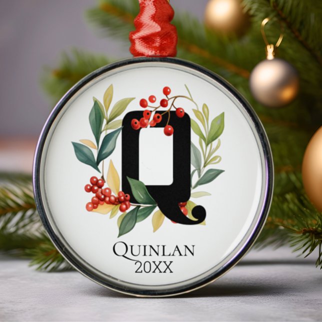 Monogram Initial Letter Q Berry Wreath Christmas Metal Tree Decoration (Creator Uploaded)