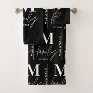 Monogram personalised black modern family bath towel set
