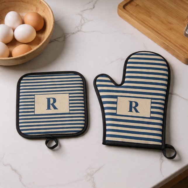 Monogrammed Bue/Vanilla Stripes Oven Mitt & Pot Holder Set (Creator Uploaded)
