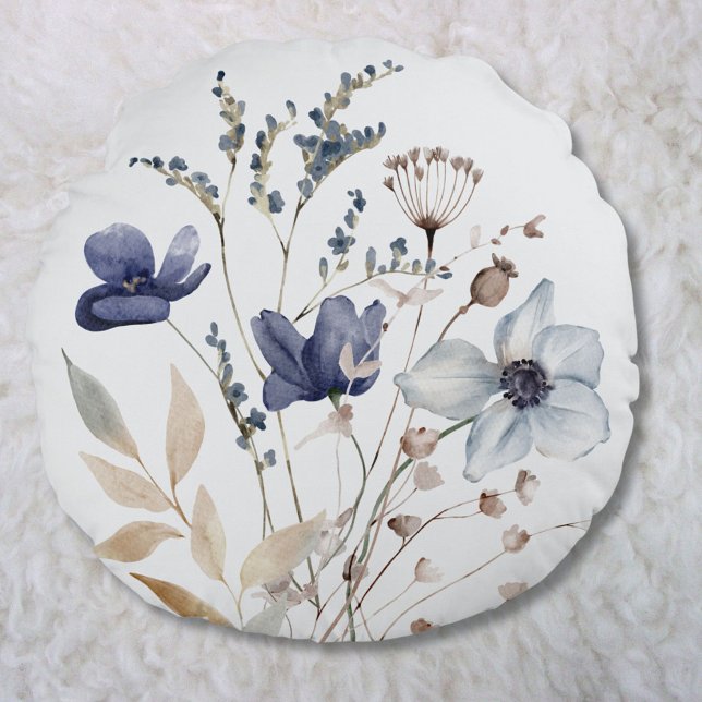 Monogrammed Elegant Chic Watercolor Blue Flower Round Cushion (In situ)