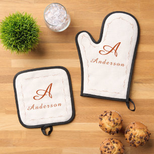 Monogrammed Family Name Oven Mitt & Pot Holder Set