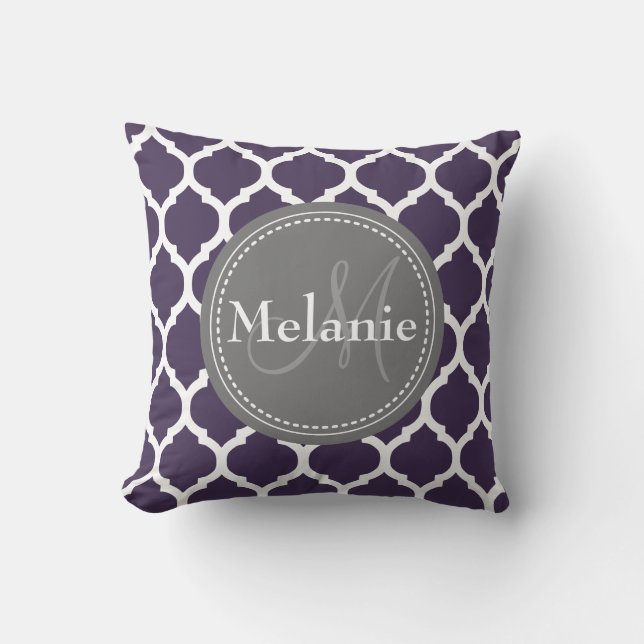 Monogrammed Purple & Grey Quatrefoil Cushion (Front)