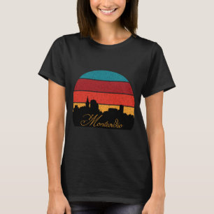 Montevideo Skyline Retro Sunset Travel T-Shirt