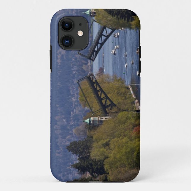 Montlake Bridge and Cascade Mountains Case-Mate iPhone Case (Back)