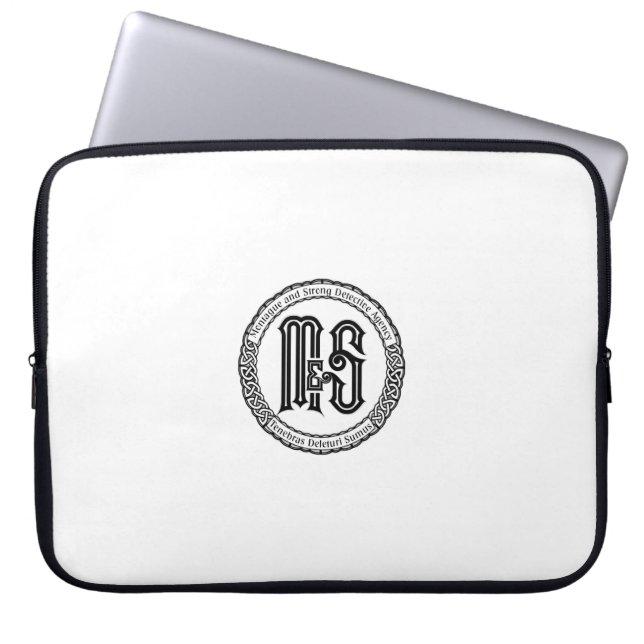 Monty & Strong - Neoprene Laptop Sleeve 15 inch (Front)