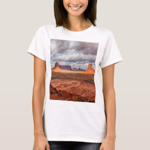 Monument valley landscape, AZ T-Shirt