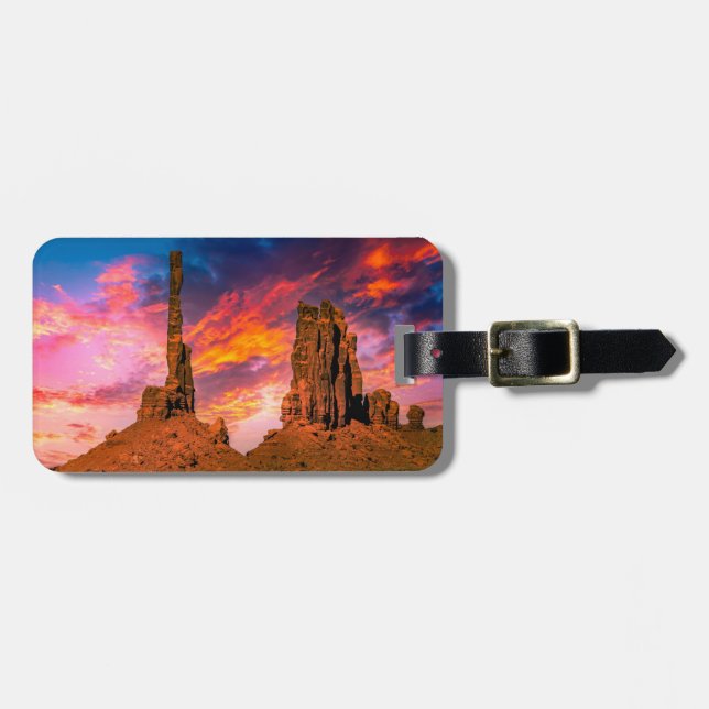 Monument Valley Luggage Tag (Front Horizontal)